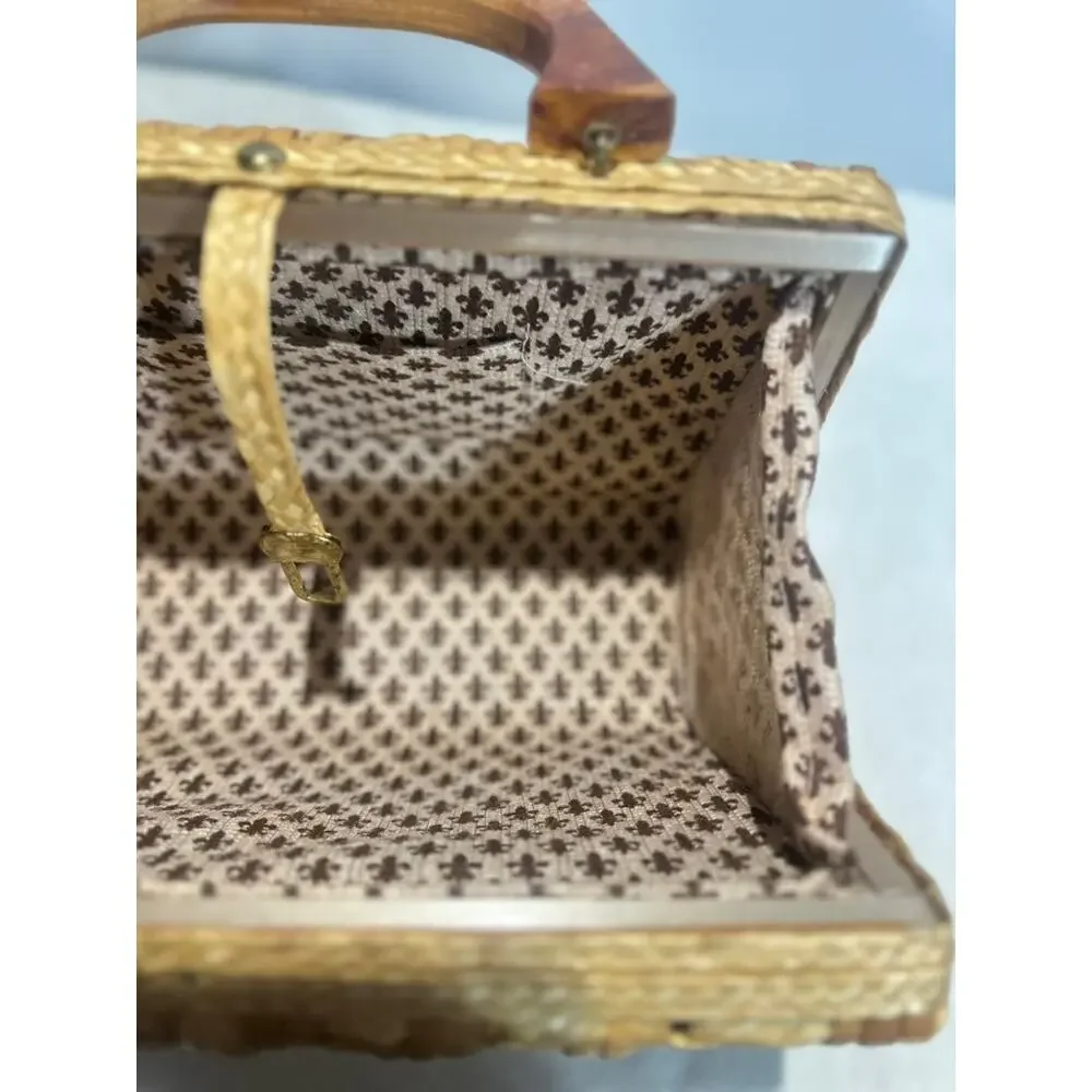Box Purse Chevron Pattern Wicker Rattan Vintage 1960s Wooden Handle Boho 10x7x4